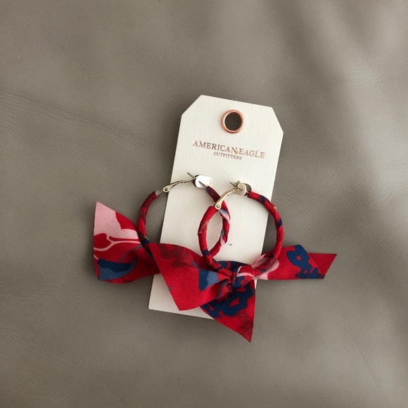 American Eagle earrings (bundle offer) - Picture 3 of 4